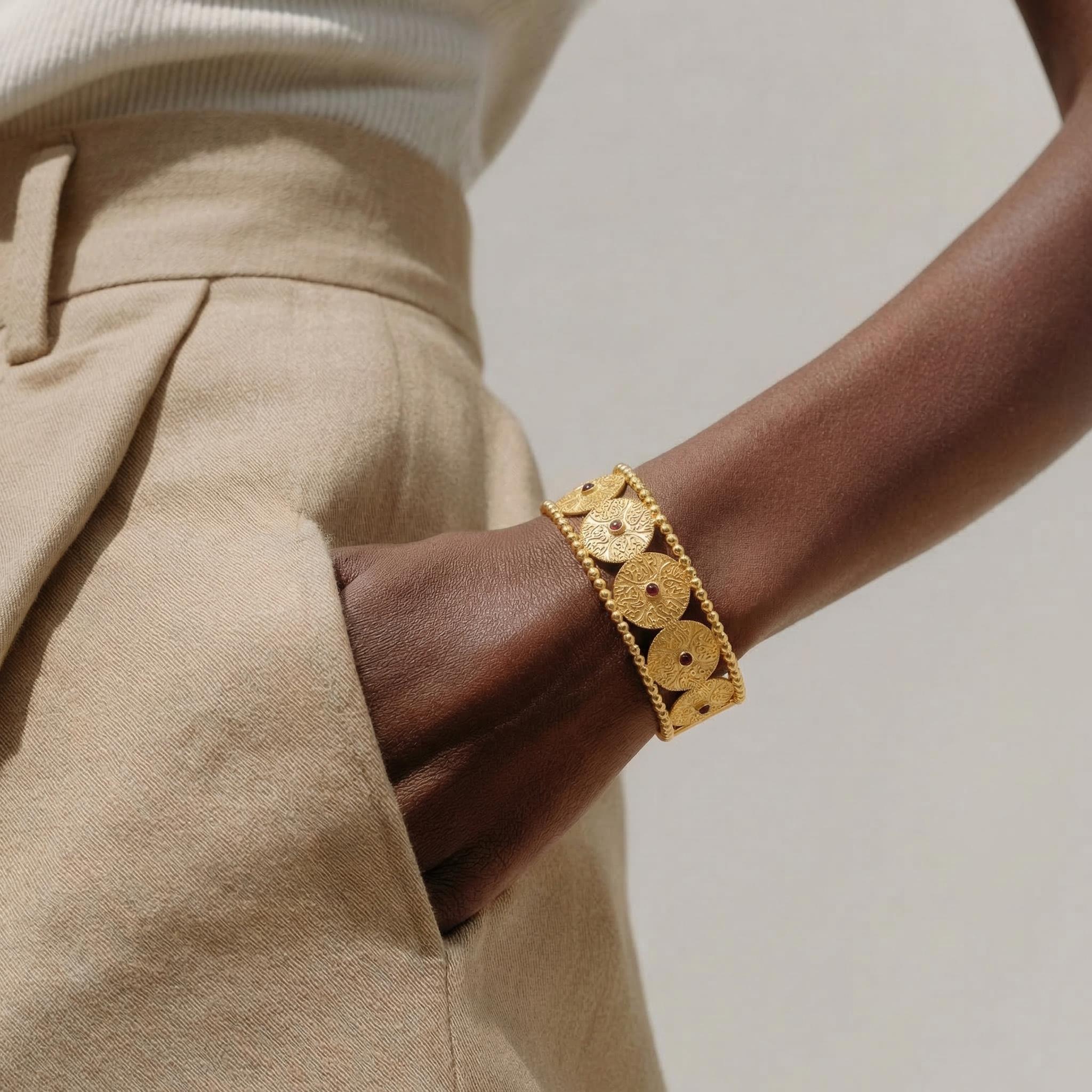 Jewellery — AIXNEX luxury AI product photography